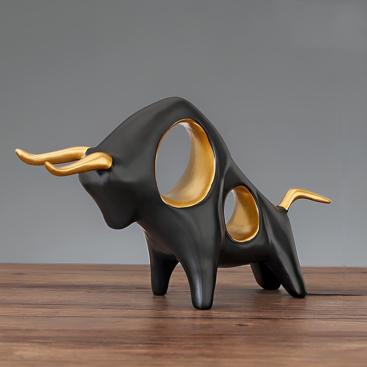 6 modelli di "Statua a forma di toro in stile moderno"