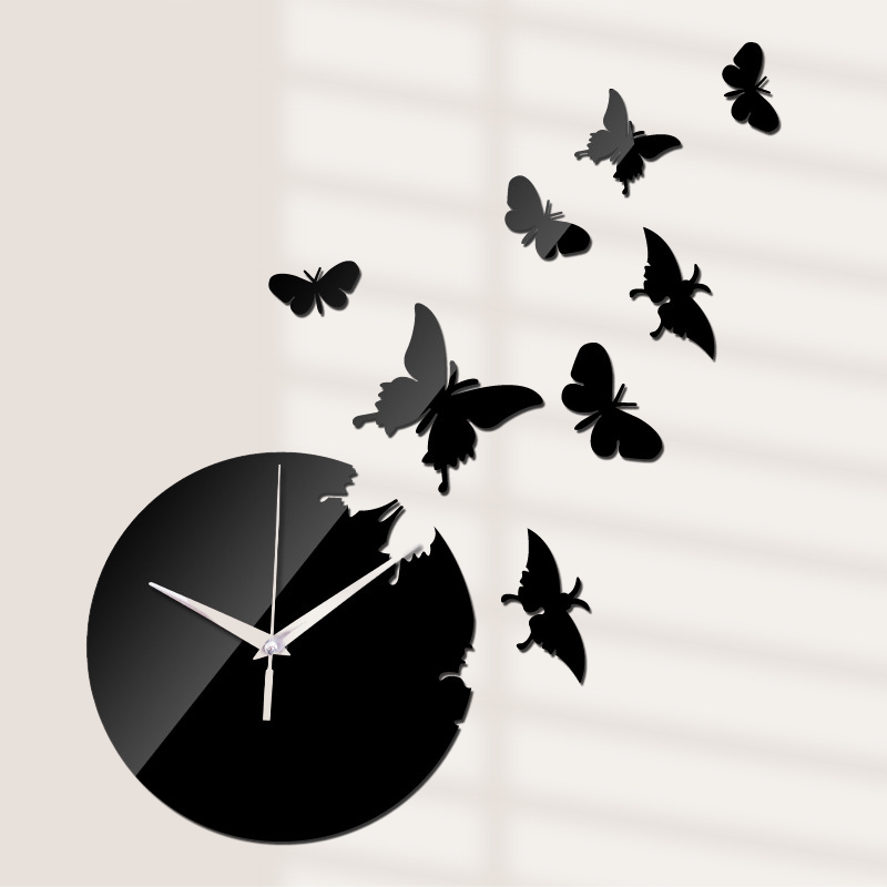 Design unico - Orologio decorativo con farfalle in volo.